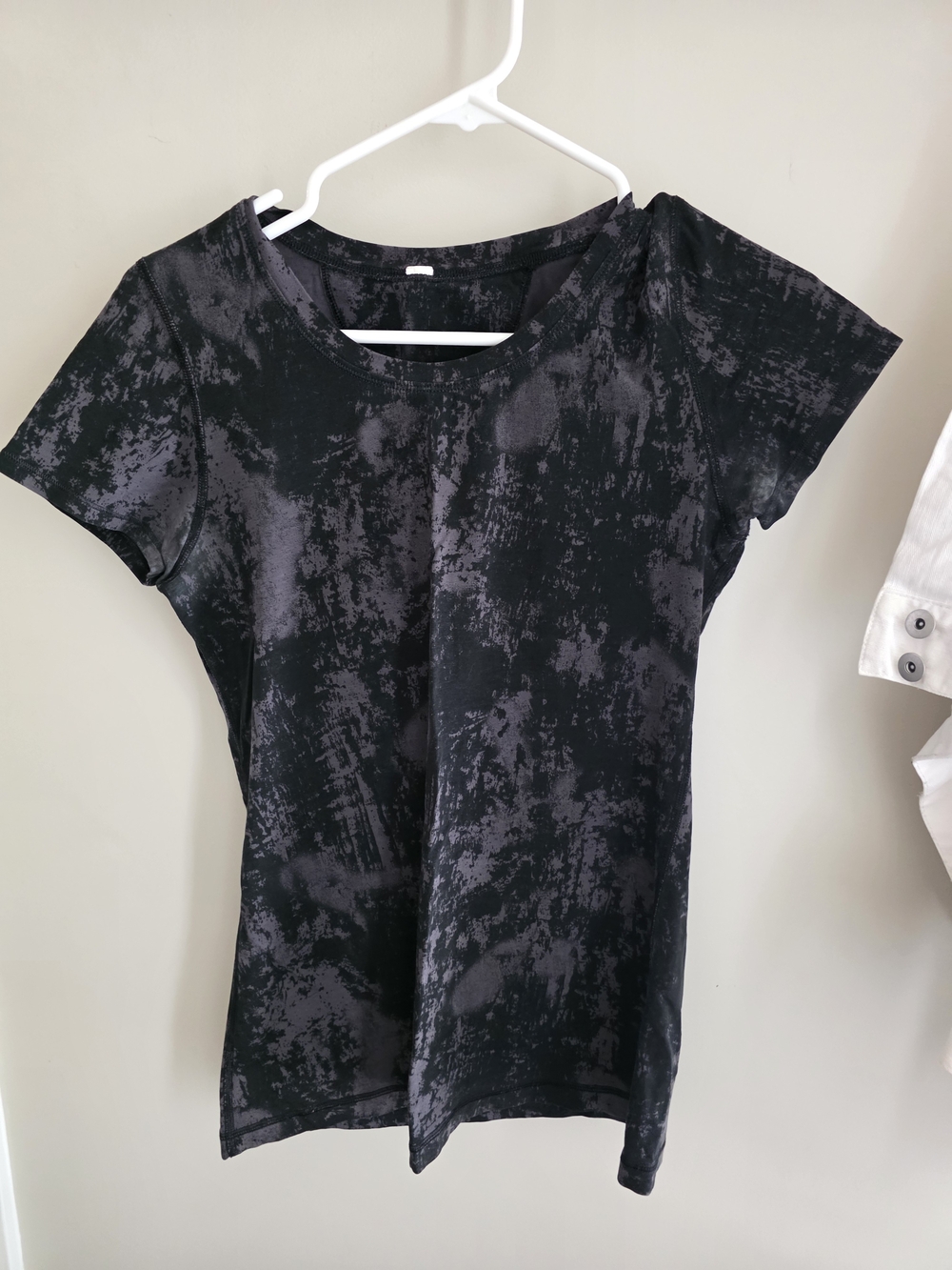 lululemon athletica Black and Charcoal Distressed Short Sleeve Tee